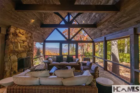 335 Kerry Hill Rd, Cashiers, NC 28717