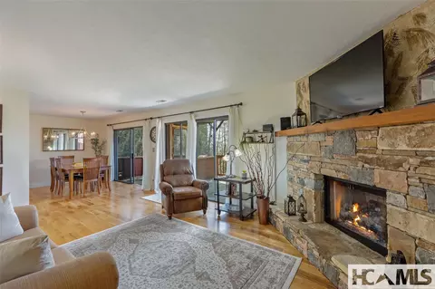 135 Toxaway Views Dr #601, Lake Toxaway, NC 28747