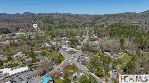 435 Hwy 64 W, Cashiers, NC 28717