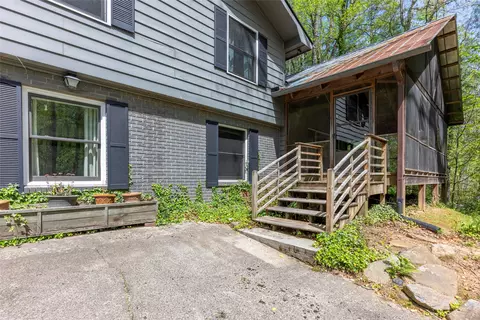 Exterior - 138 Stillwagon Ln, Cedar Mountain, NC 28718 photo 2 of 11