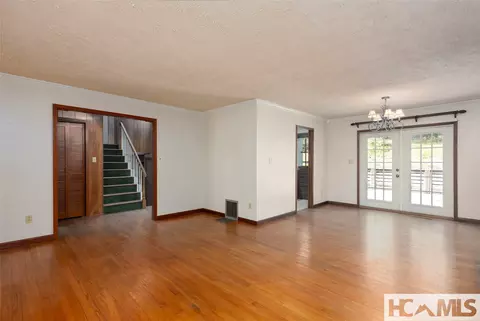 Living - 138 Stillwagon Ln, Cedar Mountain, NC 28718 photo 5 of 11