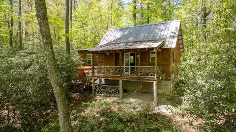 30 Wild Hog Trl, Highlands, NC 28741