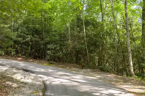 283 Pine Cone Ct, Sapphire, NC 28774 photo 6