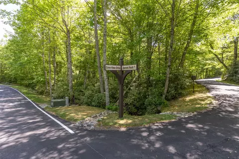 124 Cove View Dr, Highlands, NC 28741