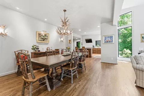 Dining - 2259 Whiteside Cove Rd, Highlands, NC 28741 photo 2 of 3