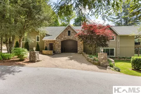 49 Blackberry Ln, Highlands, NC 28741