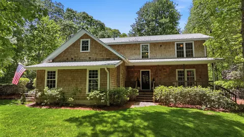 8 Three R Ln, Highlands, NC 28741