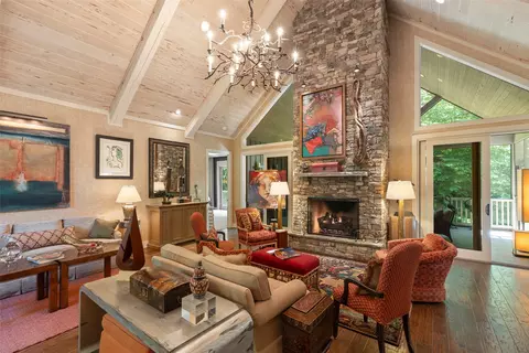 54 Pine Pt, Highlands, NC 28741 photo 4