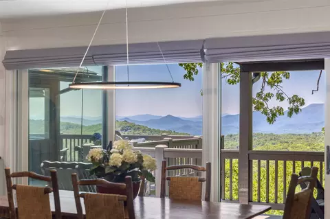 41 Fox Falls Ln, Highlands, NC 28741