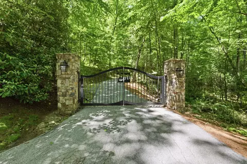 lot4 Highlands Pt, Highlands, NC 28741 photo 3