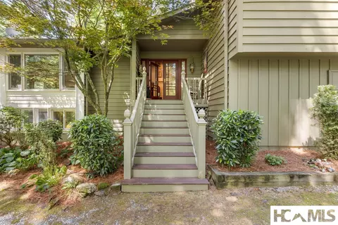221 Hideaway Trl, Highlands, NC 28741