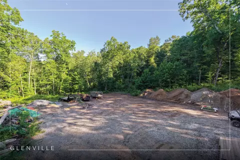 4 Robinson Creek Road, Glenville, NC 28736