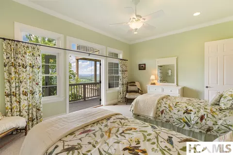 Bedroom - 112 Willowbrook Ct, Highlands, NC 28741 photo 7 of 8