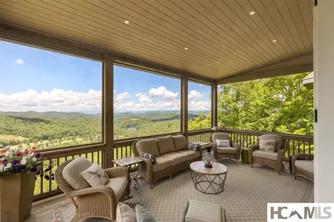 Exterior - 112 Willowbrook Ct, Highlands, NC 28741 photo 2 of 23
