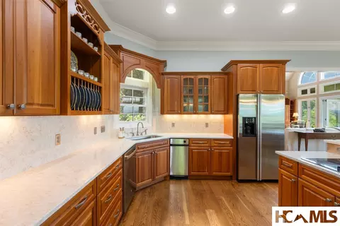 Kitchen - 112 Willowbrook Ct, Highlands, NC 28741 photo 2 of 3