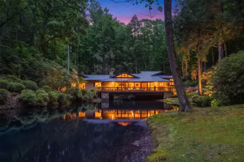 81 Stillmont Cir, Cashiers, NC 28717
