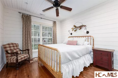 Bedroom - 96 Mahalo Ln, Cullowhee, NC 28723 photo 3 of 5