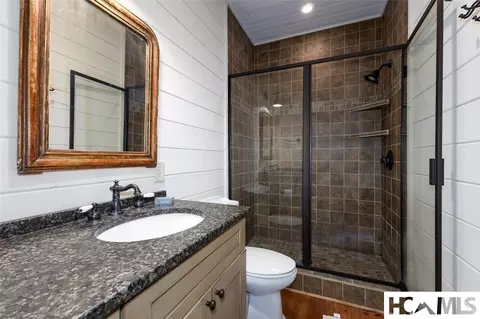 Bath - 96 Mahalo Ln, Cullowhee, NC 28723 photo 4 of 4