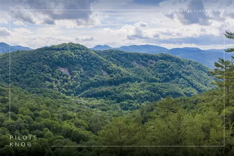 5050 B Winter Green Dr, Glenville, NC 28736