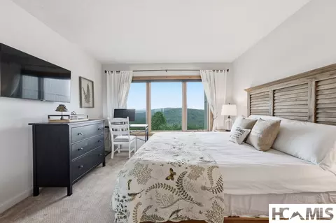 Bedroom - 101 Vz Top Road #101, Highlands, NC 28741 photo 5 of 6