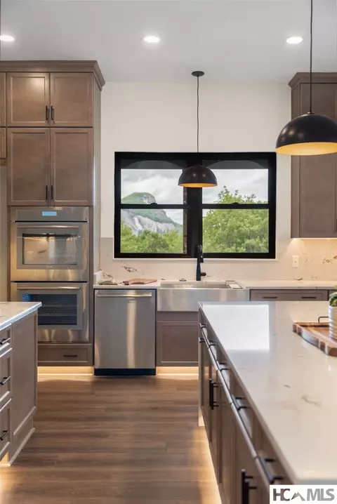 Kitchen - 429 Hardscrabble Ridge Rd, Highlands, NC 28741 photo 10 of 20