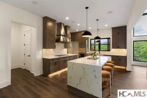 Kitchen - 429 Hardscrabble Ridge Rd, Highlands, NC 28741 photo 9 of 20