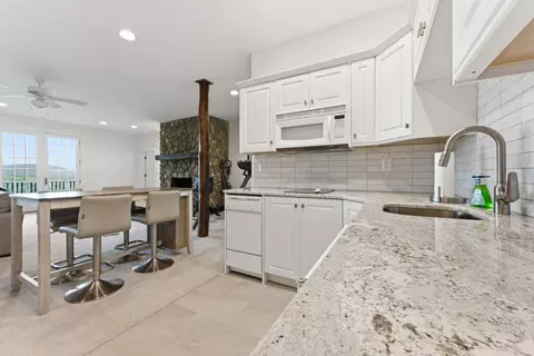Kitchen - 84 Old Forester Trl, Cullowhee, NC 28723 photo 7 of 8