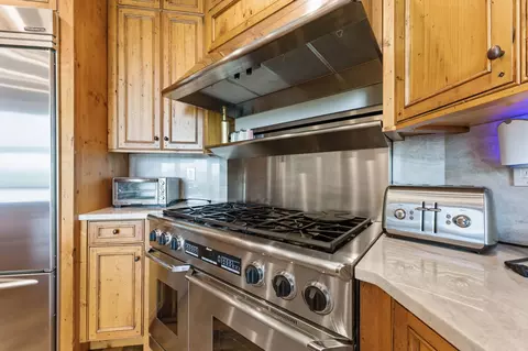 Kitchen - 84 Old Forester Trl, Cullowhee, NC 28723 photo 4 of 8
