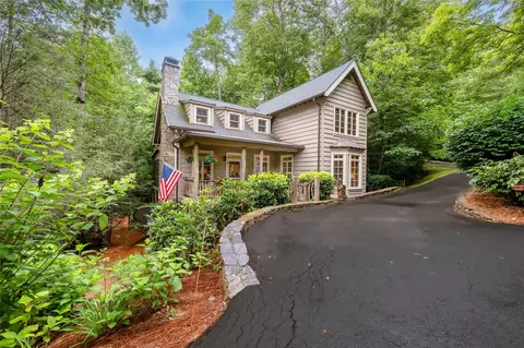 125 Honey Bee Bnd, Cashiers, NC 28717
