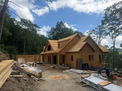 Exterior - 266 S Ridgeline Rd, Cullowhee, NC 28723 photo 6 of 9