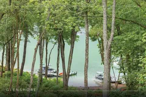 935 Glenshore Dr, Cullowhee, NC 28723
