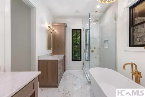 Bath - 935 Glenshore Dr, Cullowhee, NC 28723 photo 2 of 12