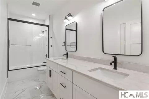 Bath - 935 Glenshore Dr, Cullowhee, NC 28723 photo 10 of 12