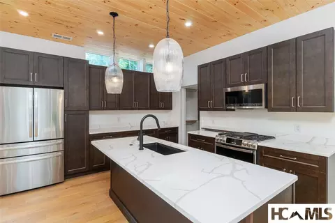 Kitchen - 199 Mountain Laurel Rdg #2, Franklin, NC 28734 photo 1 of 8