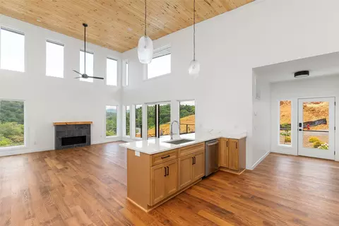 201 Mountain Laurel Rdg #3, Franklin, NC 28734 photo 5