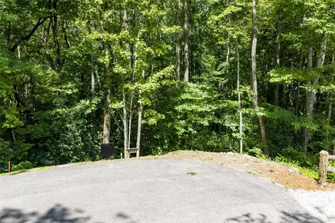 15 Lone Panther Rdg, Cashiers, NC 28717