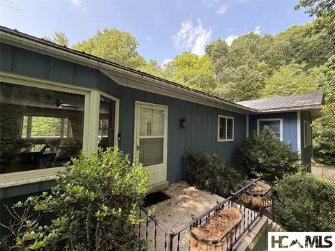 1281 Panther Mountain Rd, Highlands, NC 28741