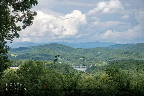 134 Bonanza Dr, Cullowhee, NC 28723