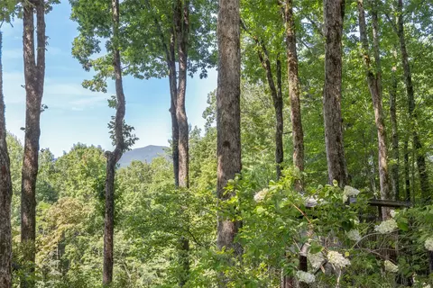 420 Highlands View Rd, Highlands, NC 28741