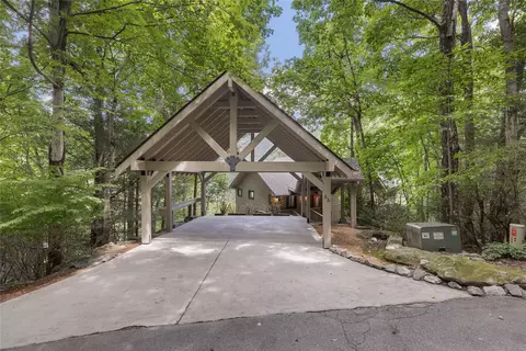 Exterior - 66 Bald Eagle Ct, Sapphire, NC 28774 photo 2 of 23