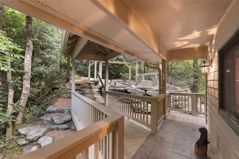 Exterior - 66 Bald Eagle Ct, Sapphire, NC 28774 photo 6 of 23