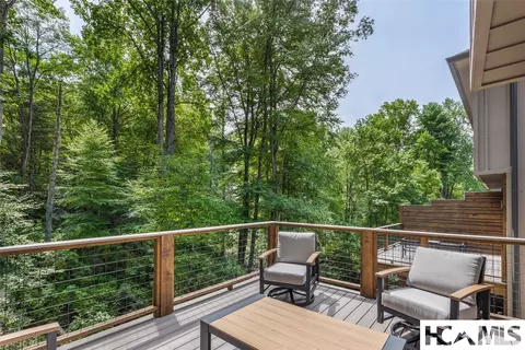 Exterior - 1077 B Hicks #2, Highlands, NC 28741 photo 4 of 7