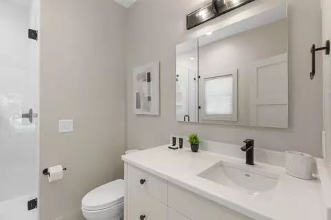 Bath - 1081 A Hicks #3, Highlands, NC 28741 photo 3 of 11