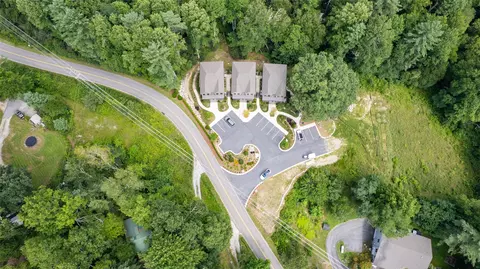 1085 Hicks Rd # B, Highlands, NC 28741 photo 2