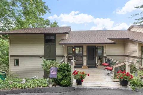 1104 Highlands Mountain Clb #B3, Highlands, NC 28741