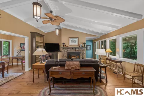 180 Country Club Dr, Highlands, NC 28741