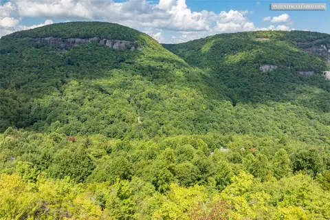 916 Meadow Ridge Dr, Lake Toxaway, NC 28747