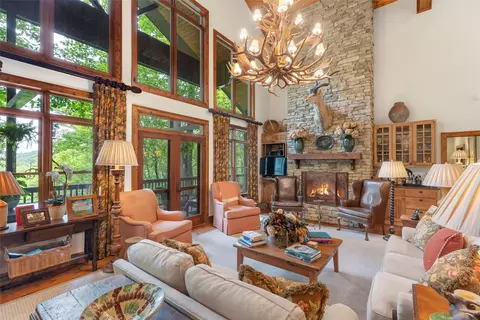 244 Satulah Rd, Highlands, NC 28741