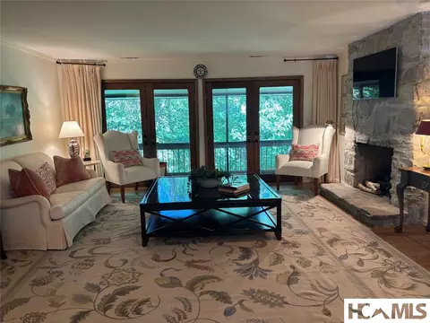 Living - 602 Highlands Mountain Club Drive #602, Highlands, NC 28741 photo 3 of 3