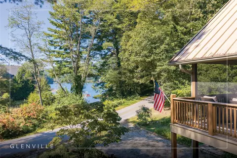435 Glenville School Rd, Glenville, NC 28736